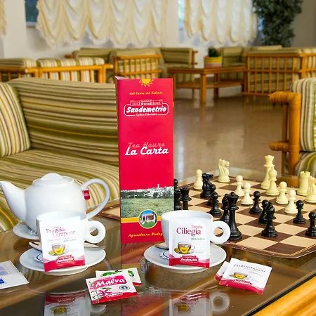 فندق Ecoresort Le Sirene - Caroli غالّيبولي