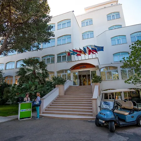 Ecoresort Le Sirene - Caroli فندق غالّيبولي